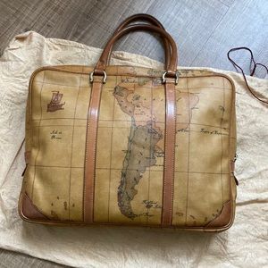 Alviero Martini geo collection bag